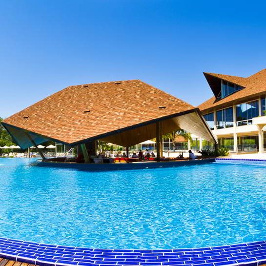 piscina-bar-molhado