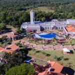 vista-aerea-resort-lateral-com-atencao-natureza